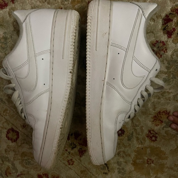 Nike Gray and White Athletic Shoes - Picture 5 of 7